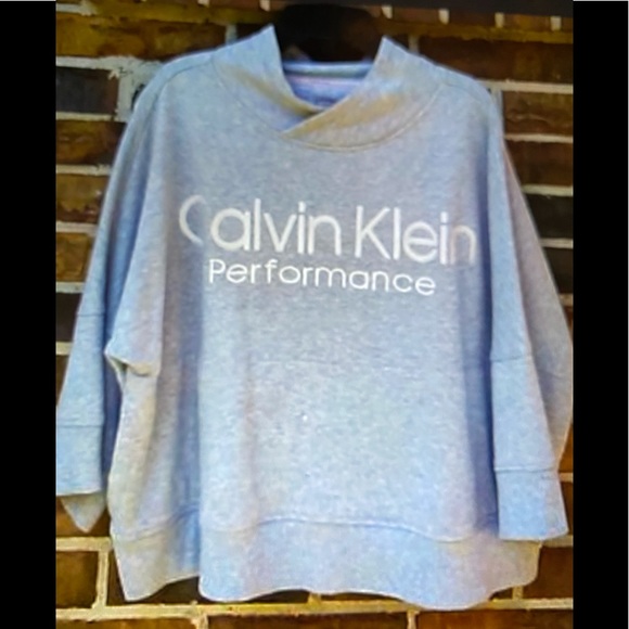 Calvin Klein Tops - Calvin Klein Cropped Sweatshirt.